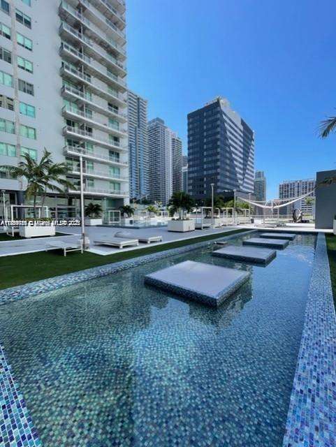 Small Image of 690 SOUTH WEST 1ST CT #1713, Miami Number 24