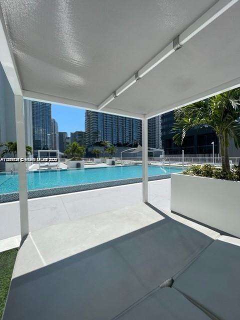 Small Image of 690 SOUTH WEST 1ST CT #1713, Miami Number 25