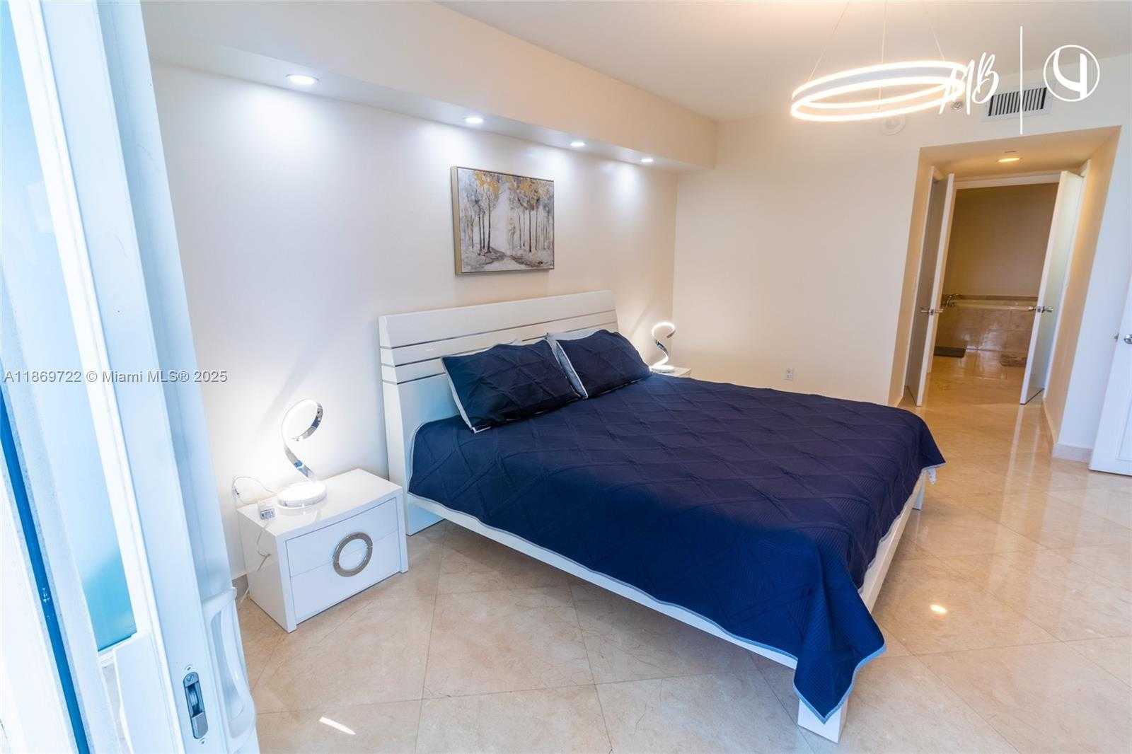 Small Image of 1830 SOUTH OCEAN DR #2210, Hallandale Beach Number 13