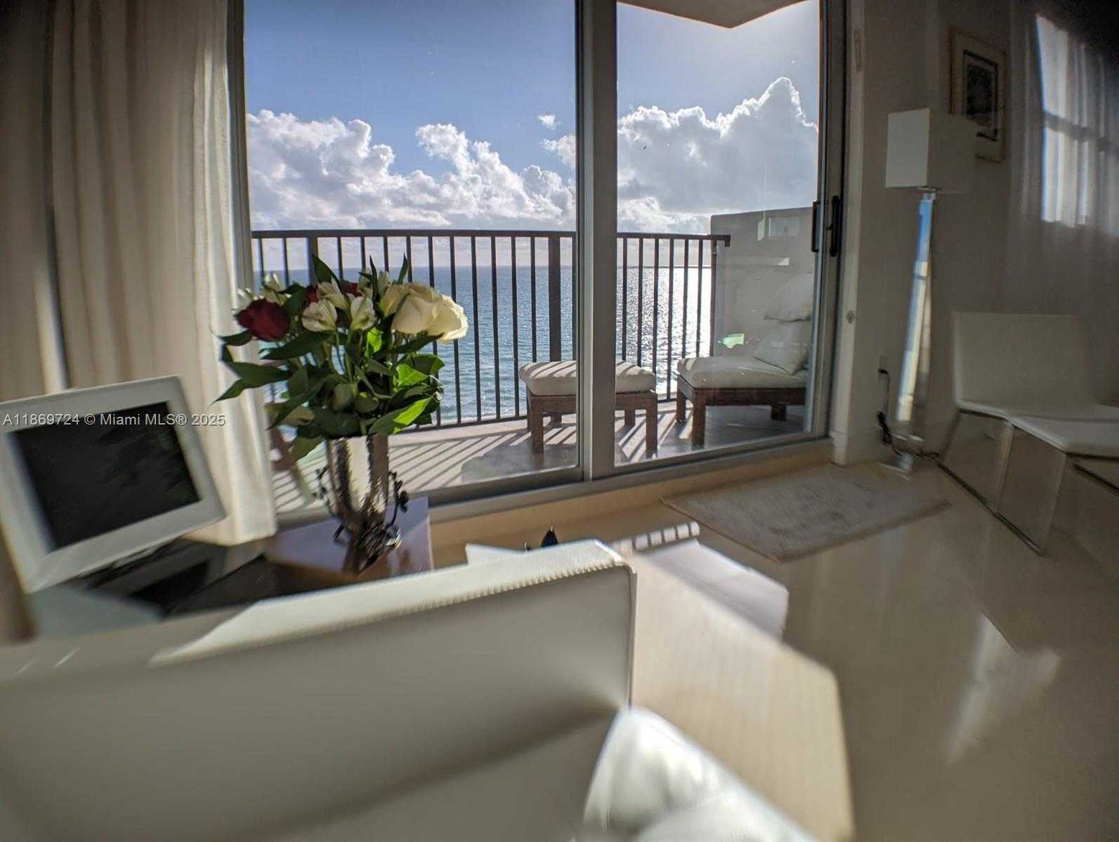 Small Image of 9273 COLLINS AVE #1004, Surfside Number 12