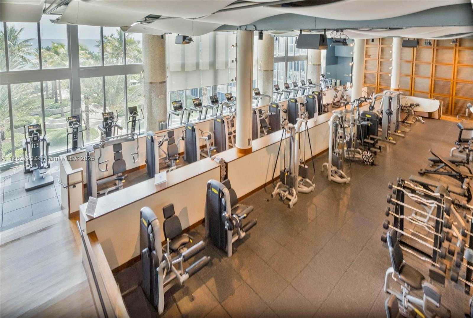 Small Image of 6799 COLLINS AVE #1704, Miami Beach Number 20