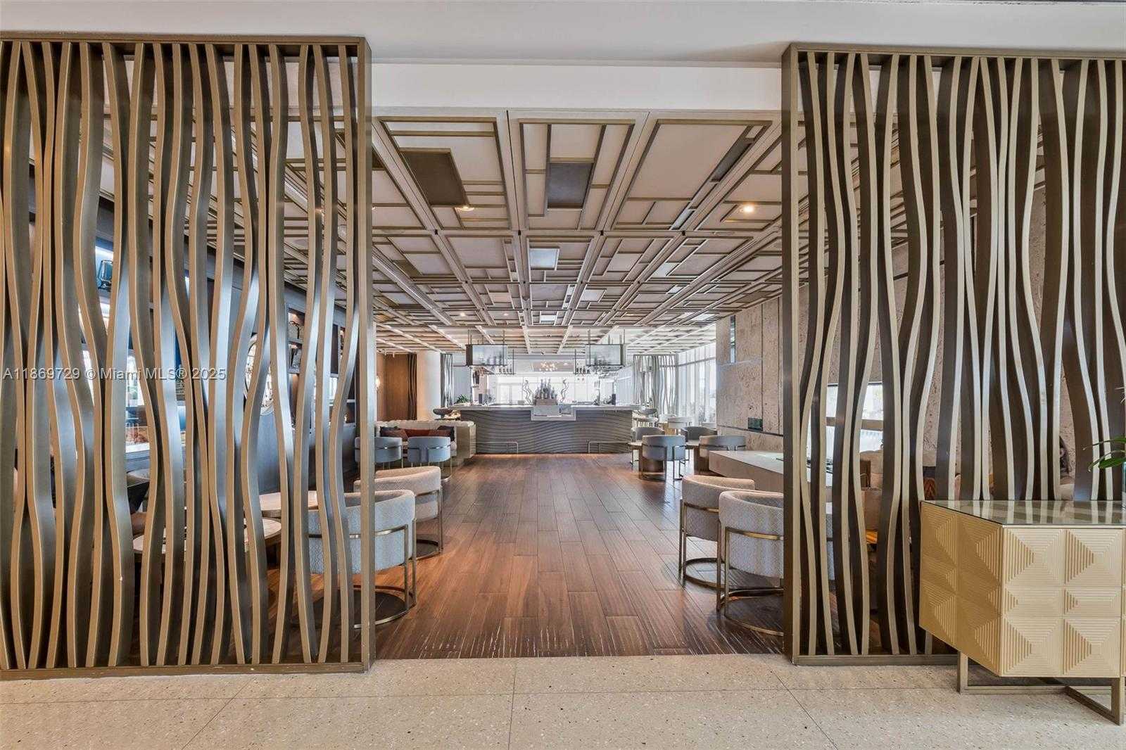 Small Image of 6799 COLLINS AVE #1704, Miami Beach Number 22