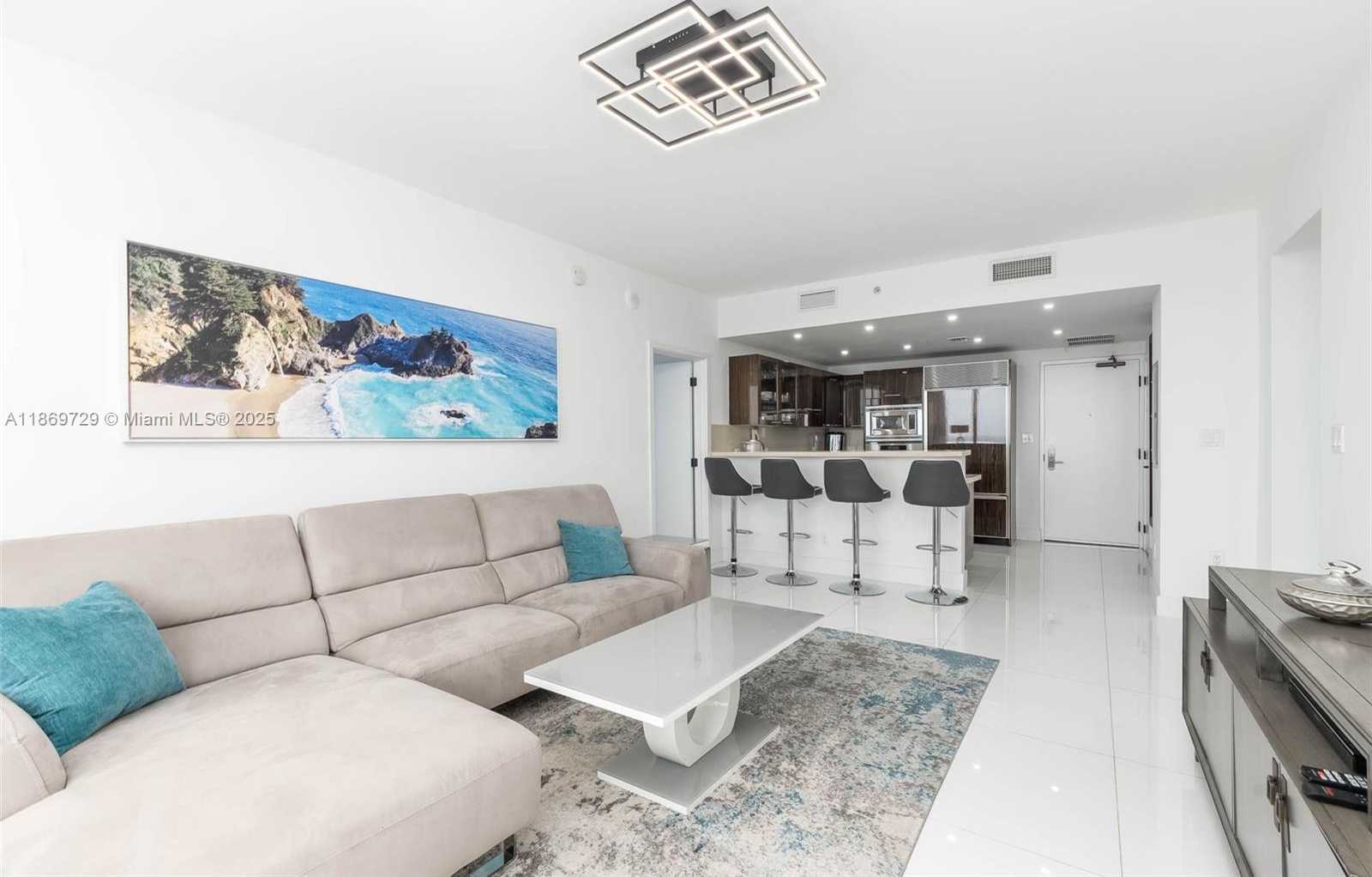 Small Image of 6799 COLLINS AVE #1704, Miami Beach Number 6