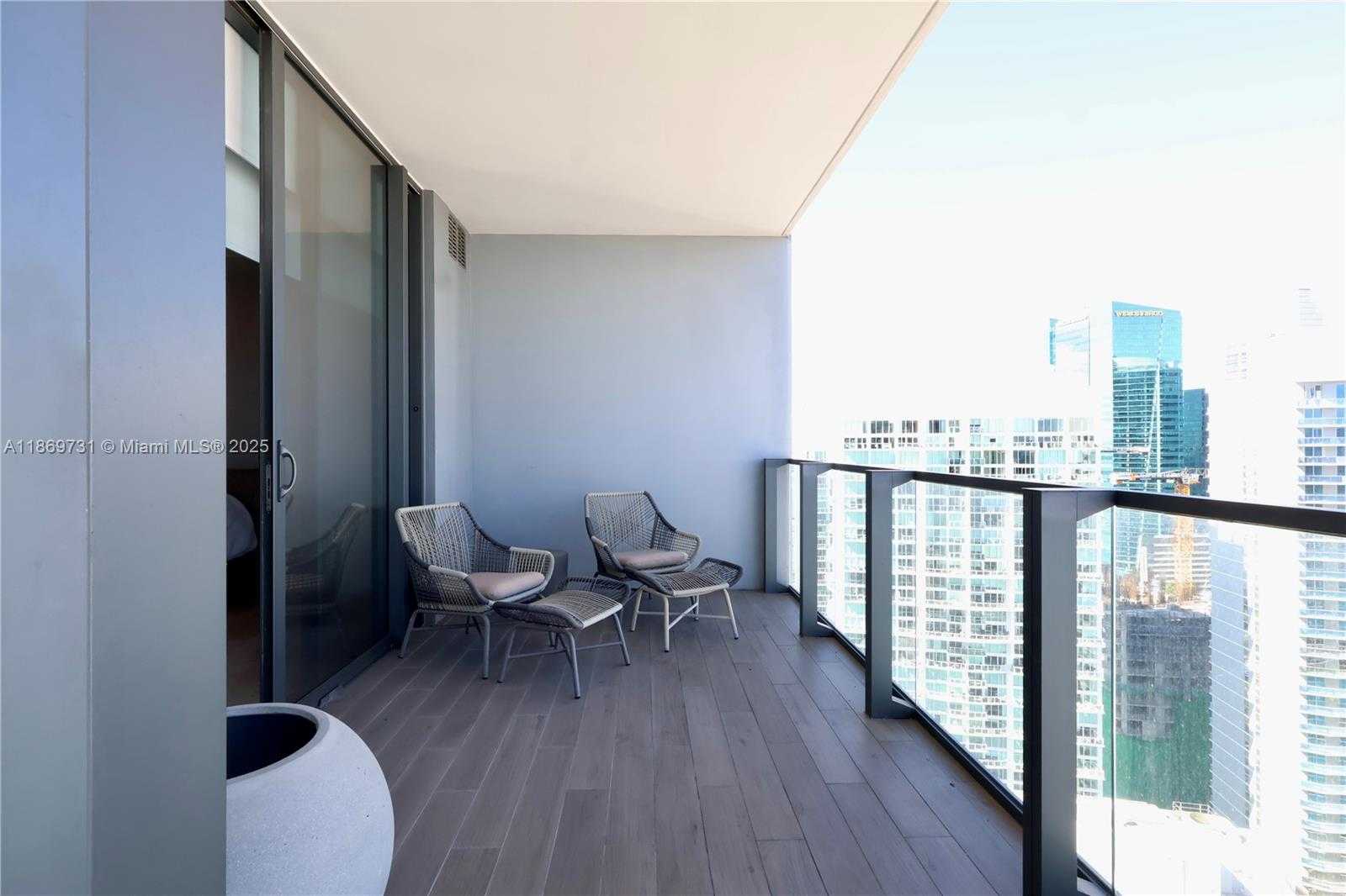 Small Image of 68 SOUTH EAST 6TH ST #3607, Miami Number 16