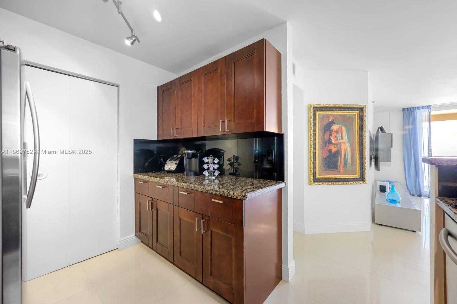 Small Image of 19701 EAST COUNTRY CLUB DR #5502, Aventura Number 10