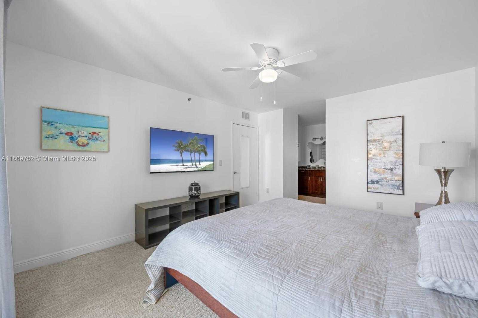 Small Image of 19701 EAST COUNTRY CLUB DR #5502, Aventura Number 13