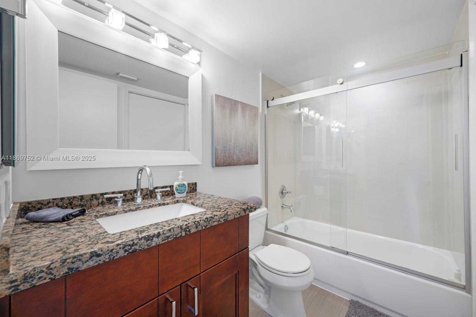 Small Image of 19701 EAST COUNTRY CLUB DR #5502, Aventura Number 22