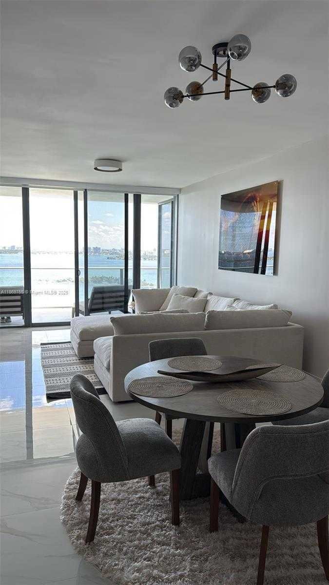 Small Image of 700 NORTH EAST 24 #2206, Miami Number 41