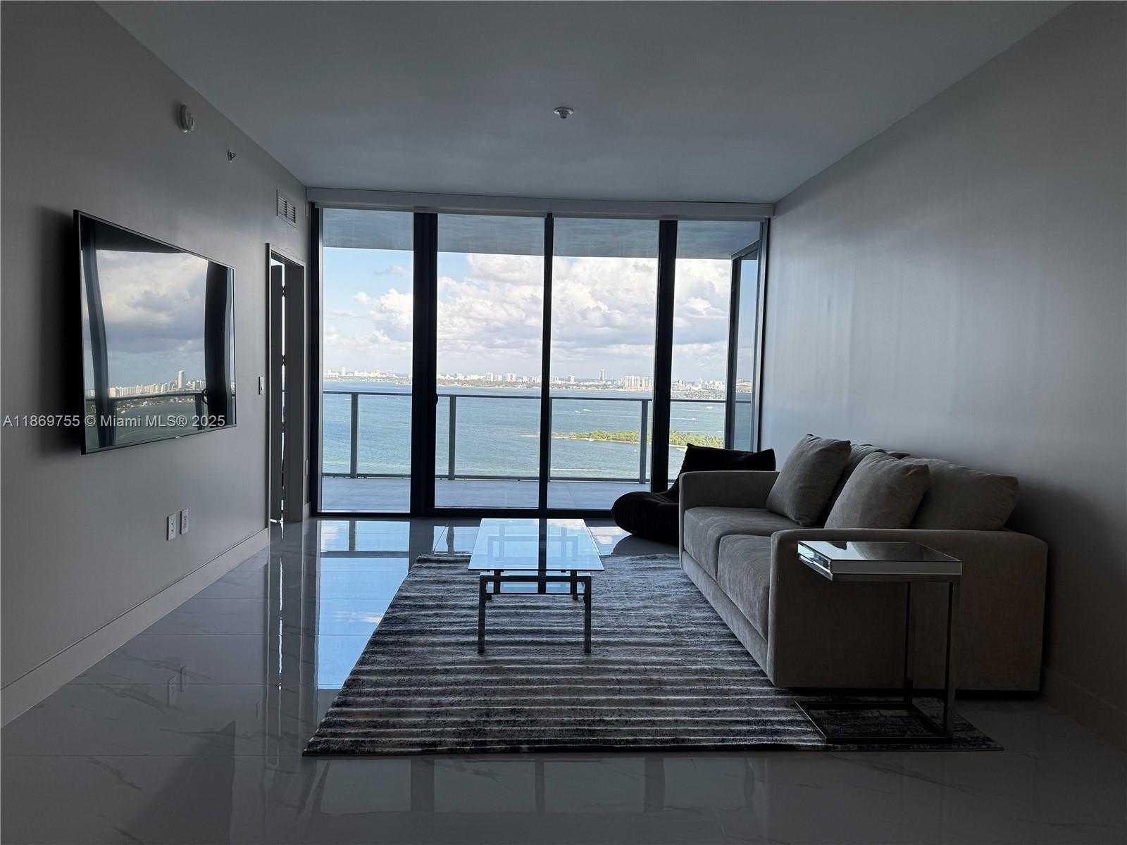 Small Image of 700 NORTH EAST 24 #2206, Miami Number 8