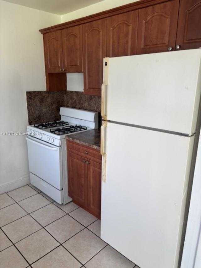 Small Image of 7352 SOUTH WEST 134TH PL, Miami Number 11