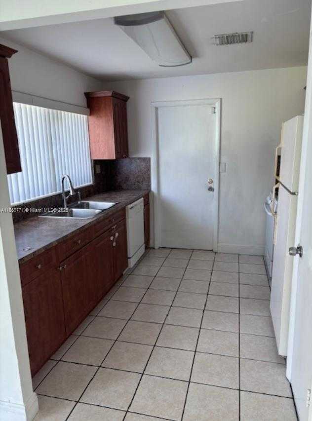Small Image of 7352 SOUTH WEST 134TH PL, Miami Number 12