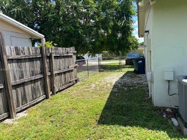 Small Image of 7352 SOUTH WEST 134TH PL, Miami Number 6