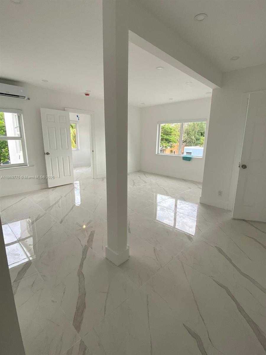 Small Image of 1015 SOUTH 17TH AVE #5, Hollywood Number 6