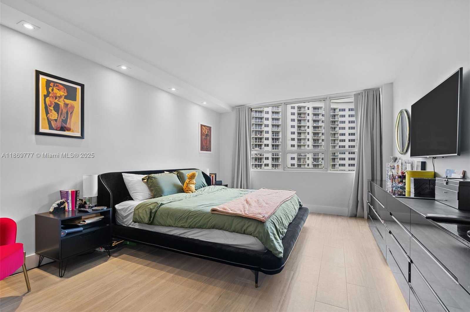 Small Image of 1500 BAY RD #648S, Miami Beach Number 14