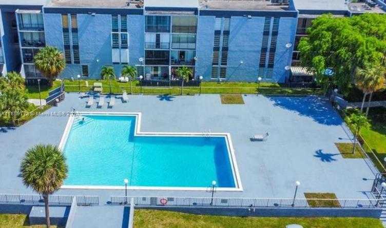 Small Image of 210 FONTAINEBLEAU BLVD #210, Miami Number 15