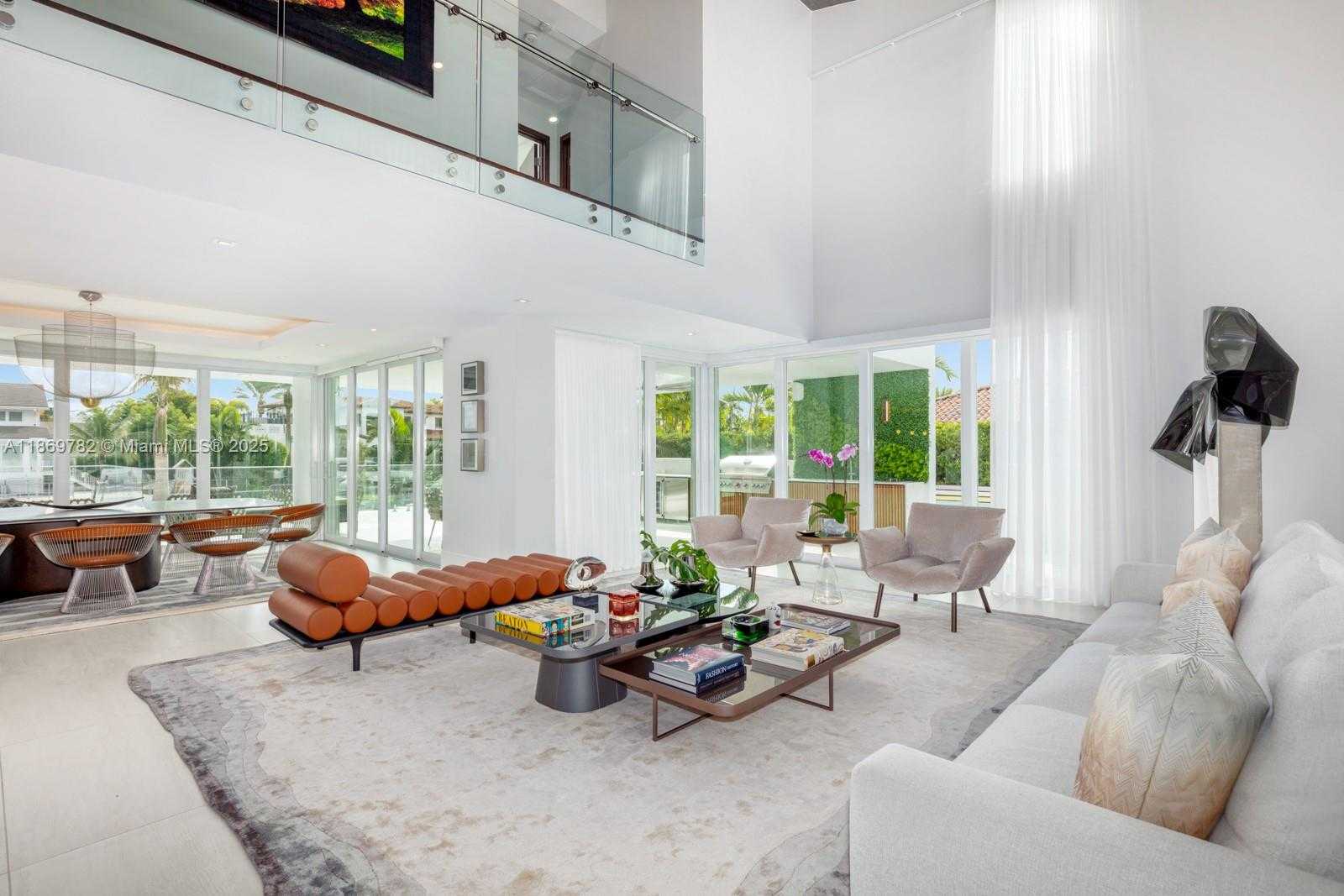 Small Image of 6819 SUNRISE PL, Coral Gables Number 15