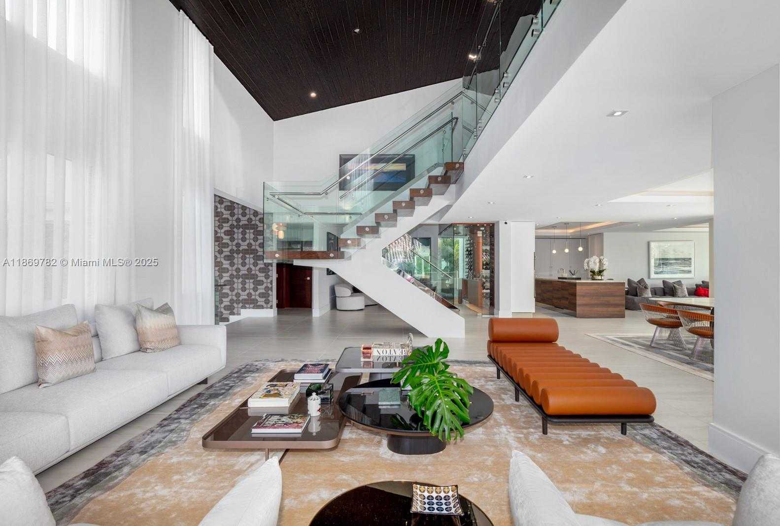Small Image of 6819 SUNRISE PL, Coral Gables Number 16