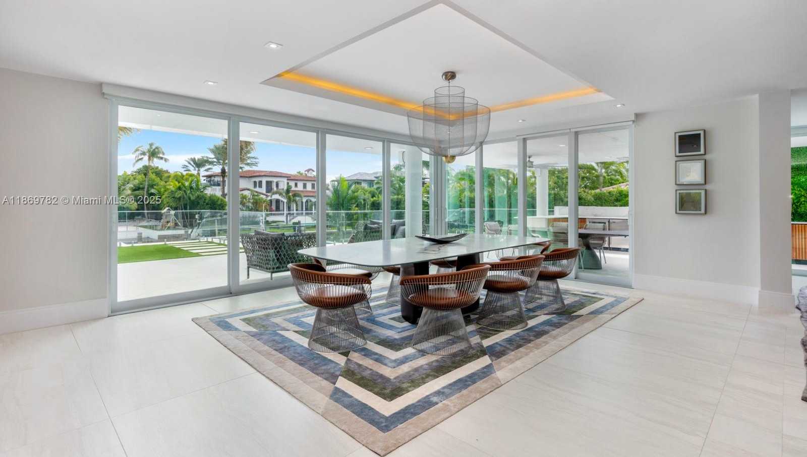 Small Image of 6819 SUNRISE PL, Coral Gables Number 18