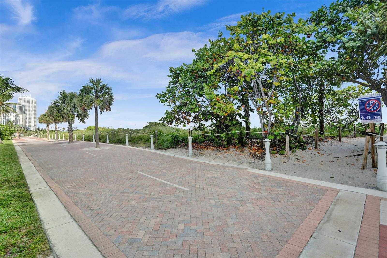 Small Image of 5701 COLLINS AVE #1510, Miami Beach Number 22