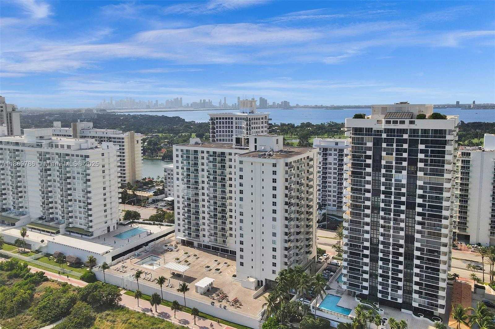 Small Image of 5701 COLLINS AVE #1510, Miami Beach Number 34