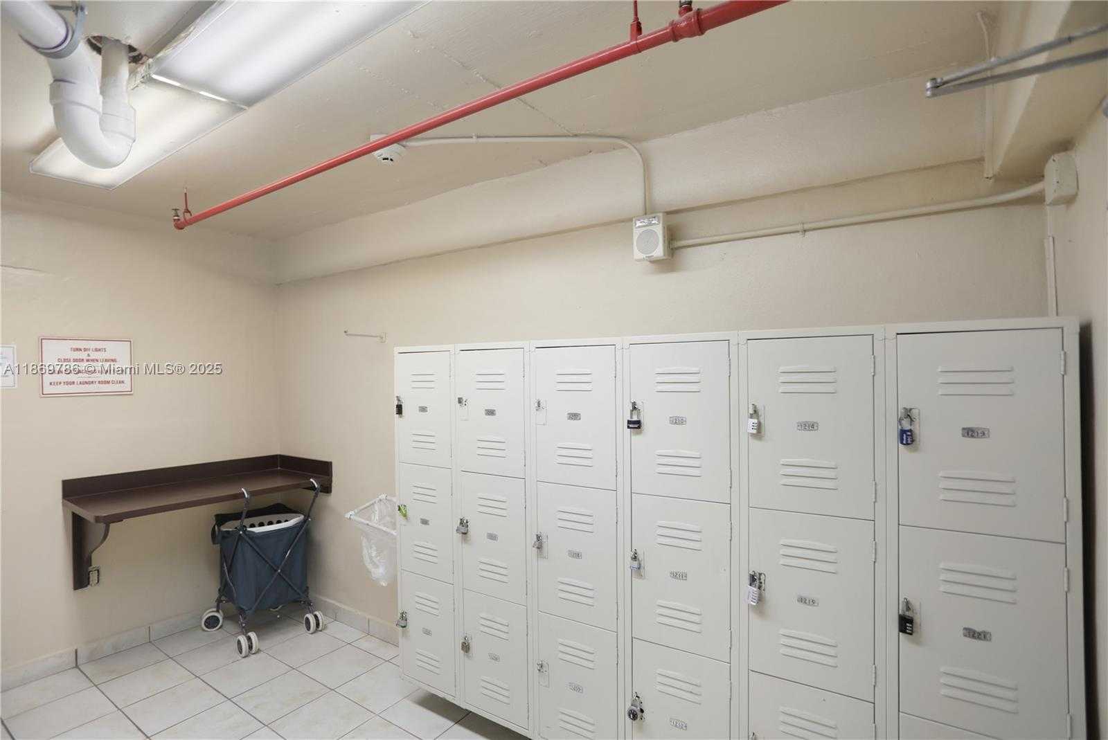 Small Image of 5701 COLLINS AVE #1510, Miami Beach Number 38