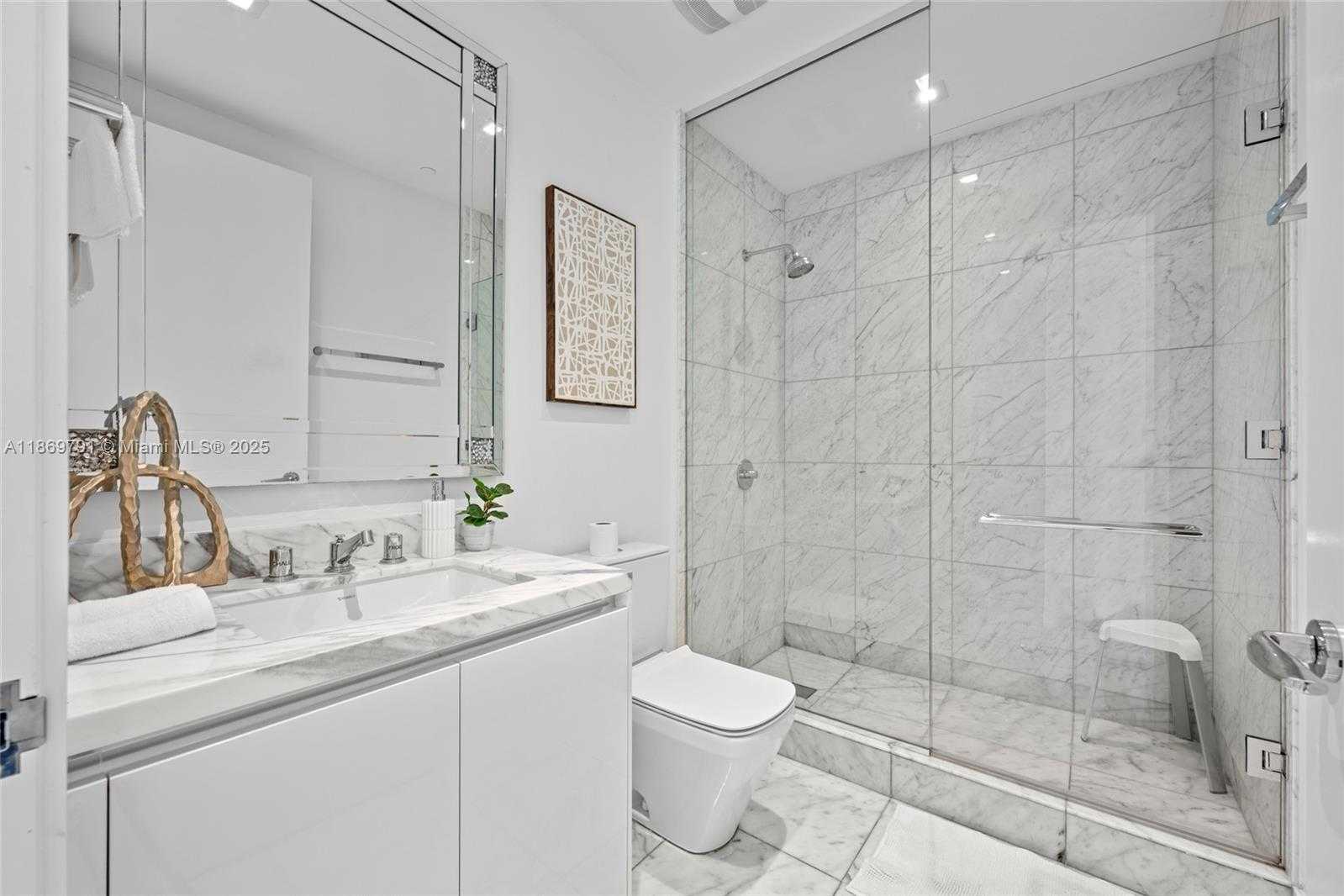 Small Image of 16901 COLLINS AVE #503, Sunny Isles Beach Number 39