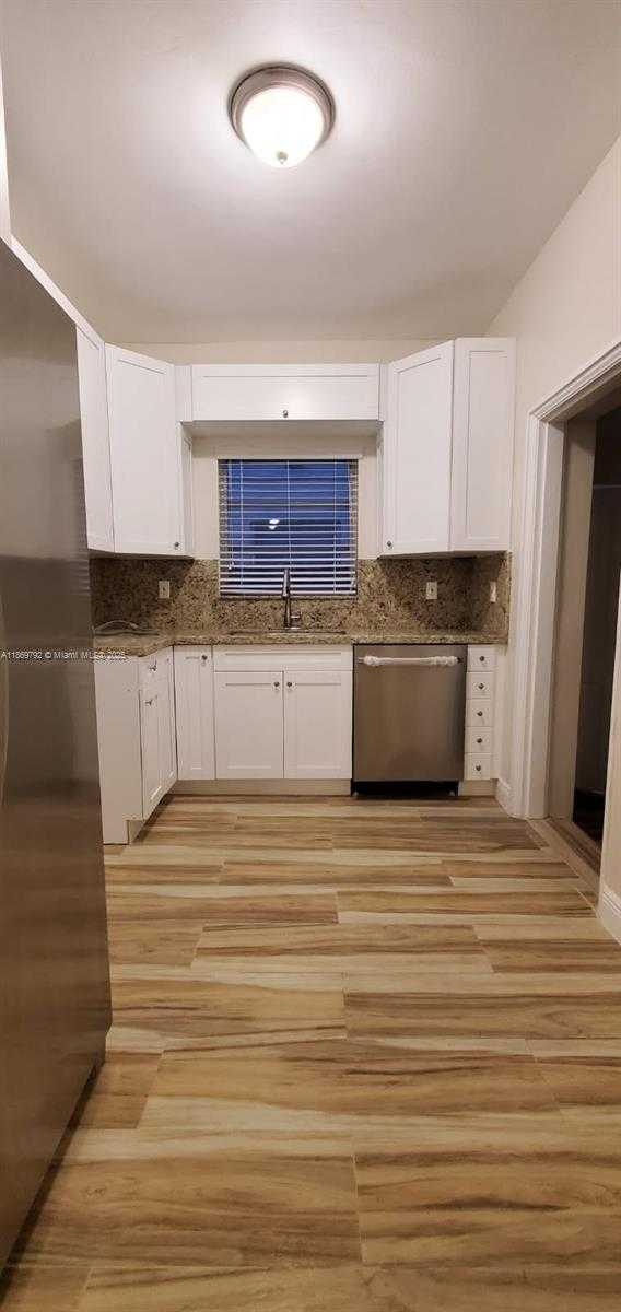 Small Image of 1765 SOUTH WEST 16TH TER, Miami Number 9