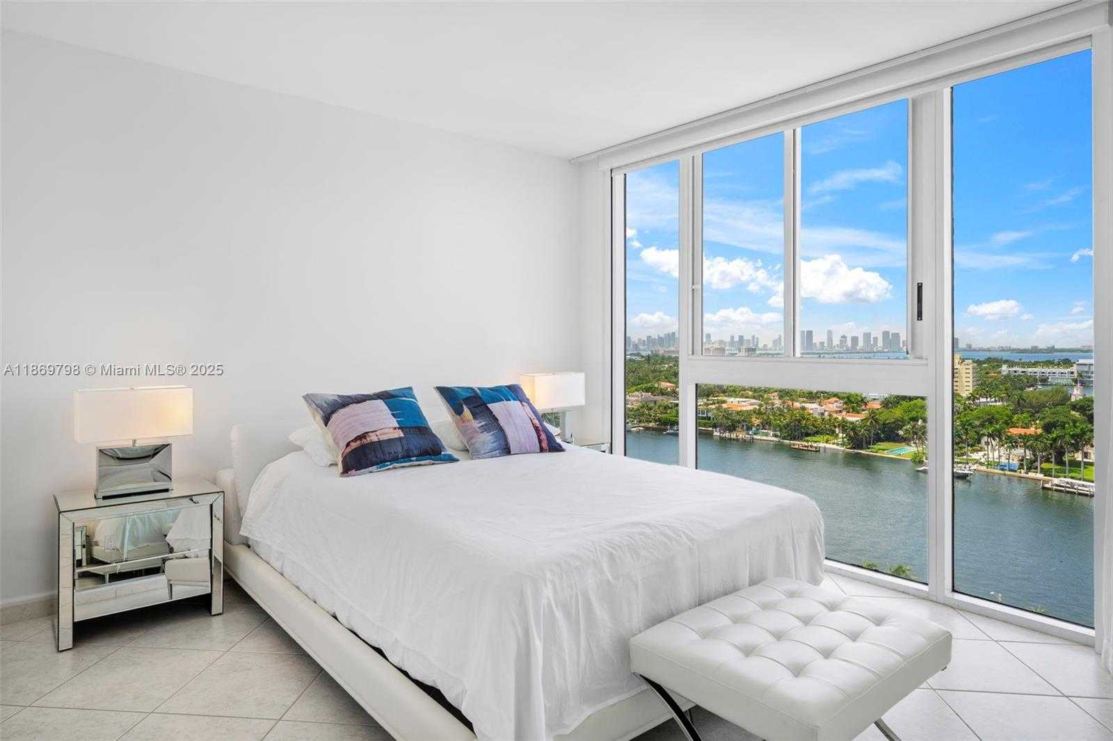 Small Image of 4779 COLLINS AVE #1507, Miami Beach Number 12