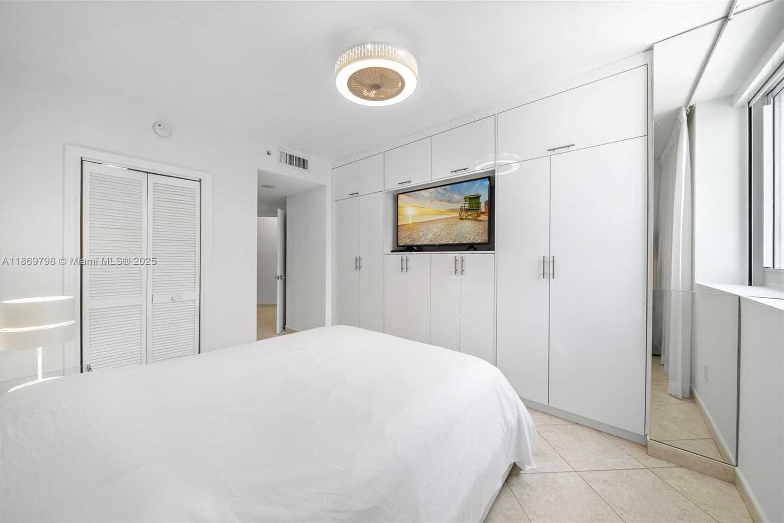 Small Image of 4779 COLLINS AVE #1507, Miami Beach Number 20