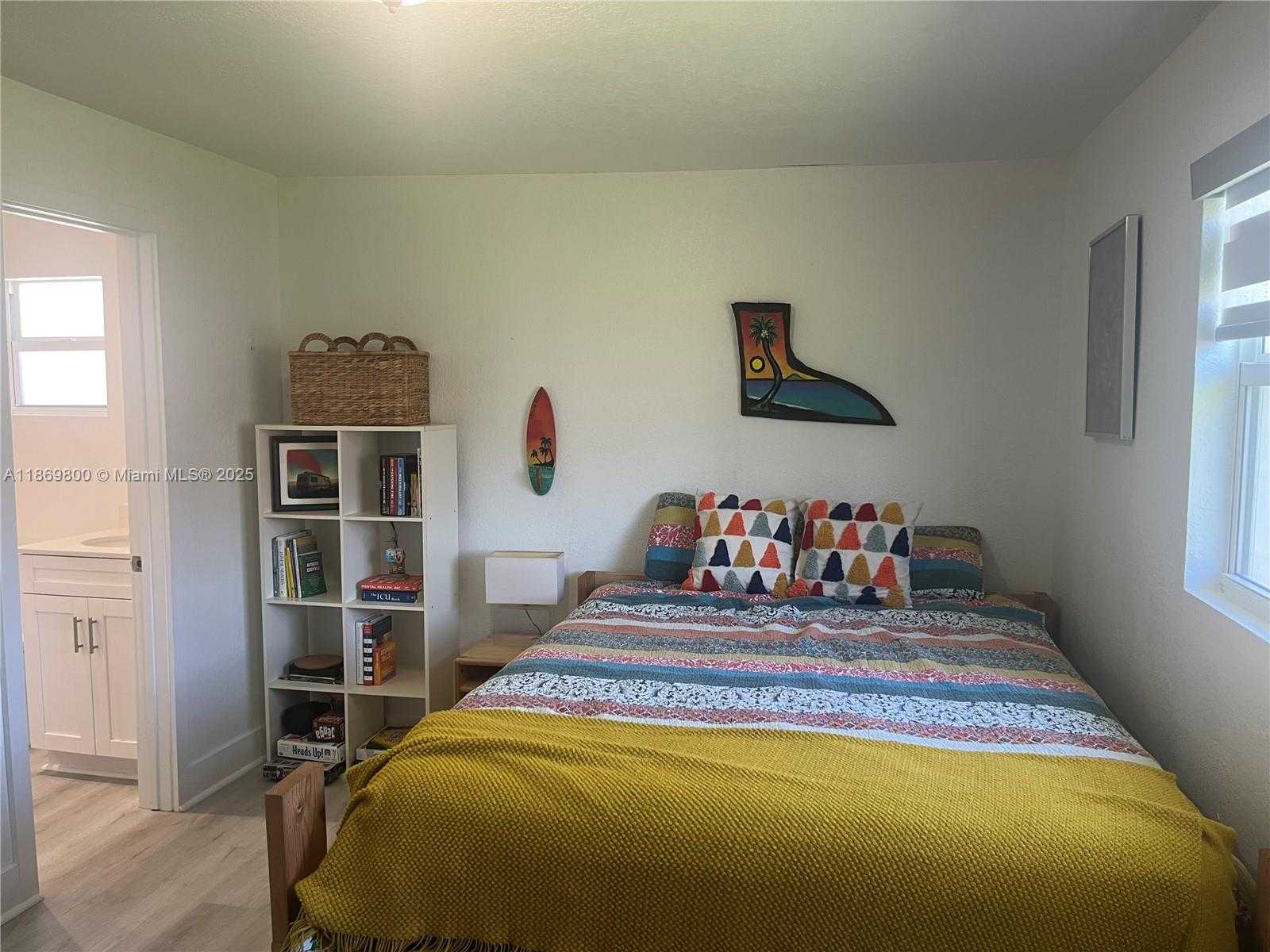 Small Image of 7385 SOUTH WEST 38TH ST #-, Miami Number 14
