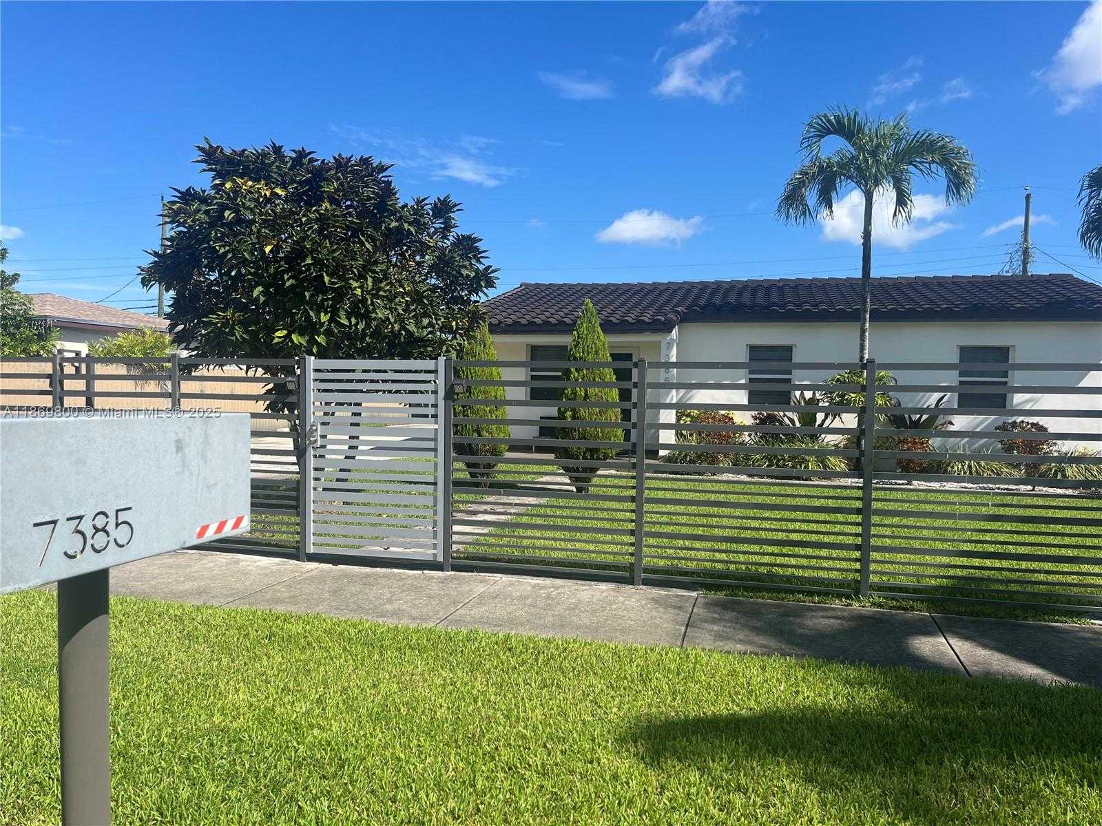 Small Image of 7385 SOUTH WEST 38TH ST #-, Miami Number 3
