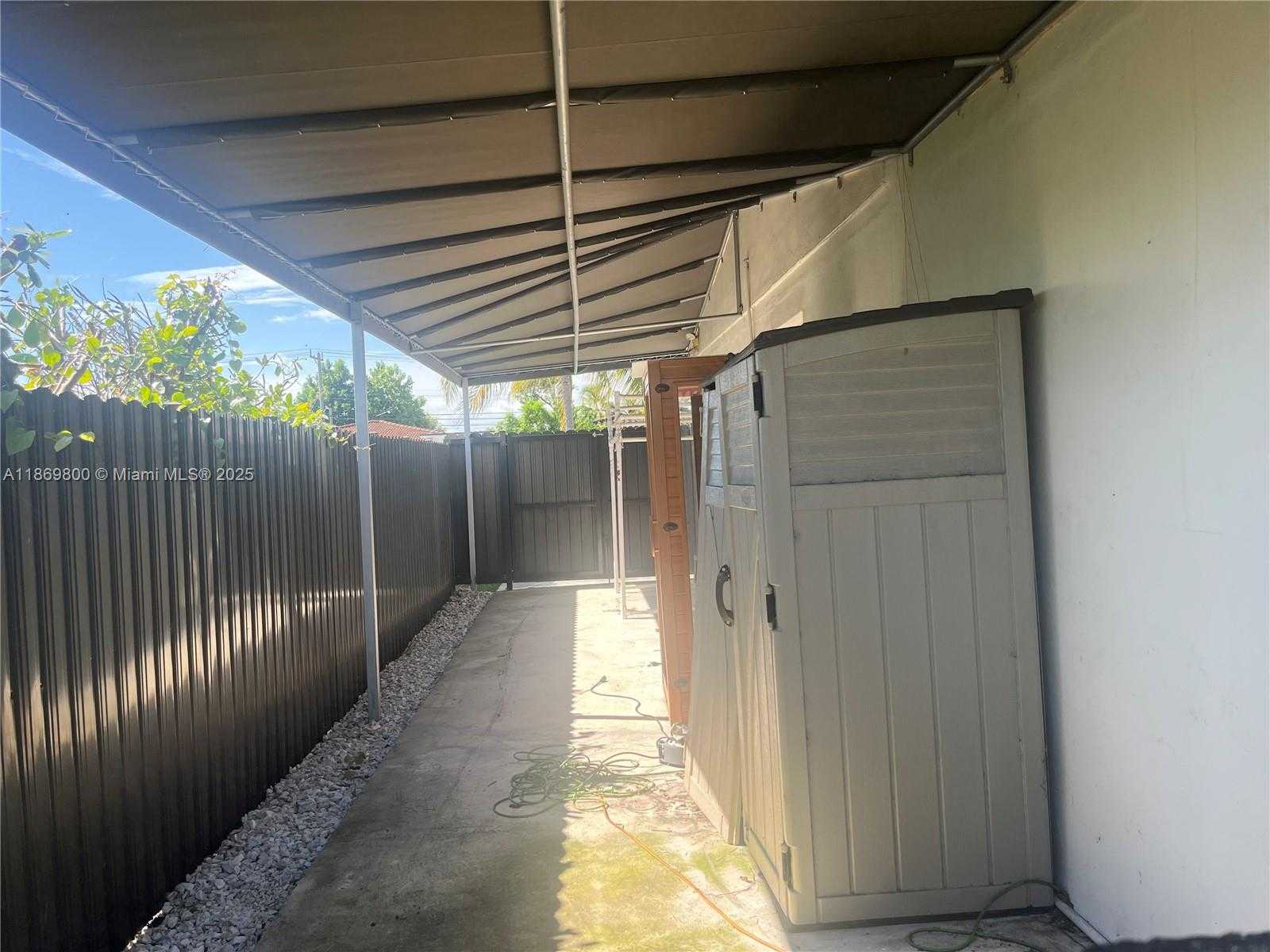 Small Image of 7385 SOUTH WEST 38TH ST #-, Miami Number 31