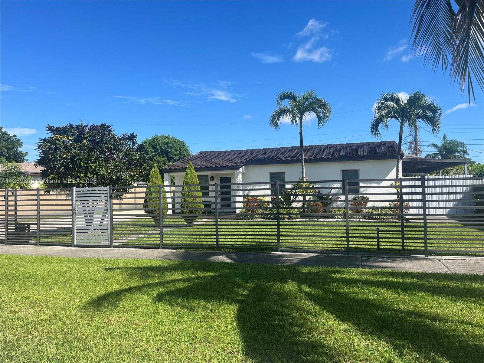 Small Image of 7385 SOUTH WEST 38TH ST #-, Miami Number 34