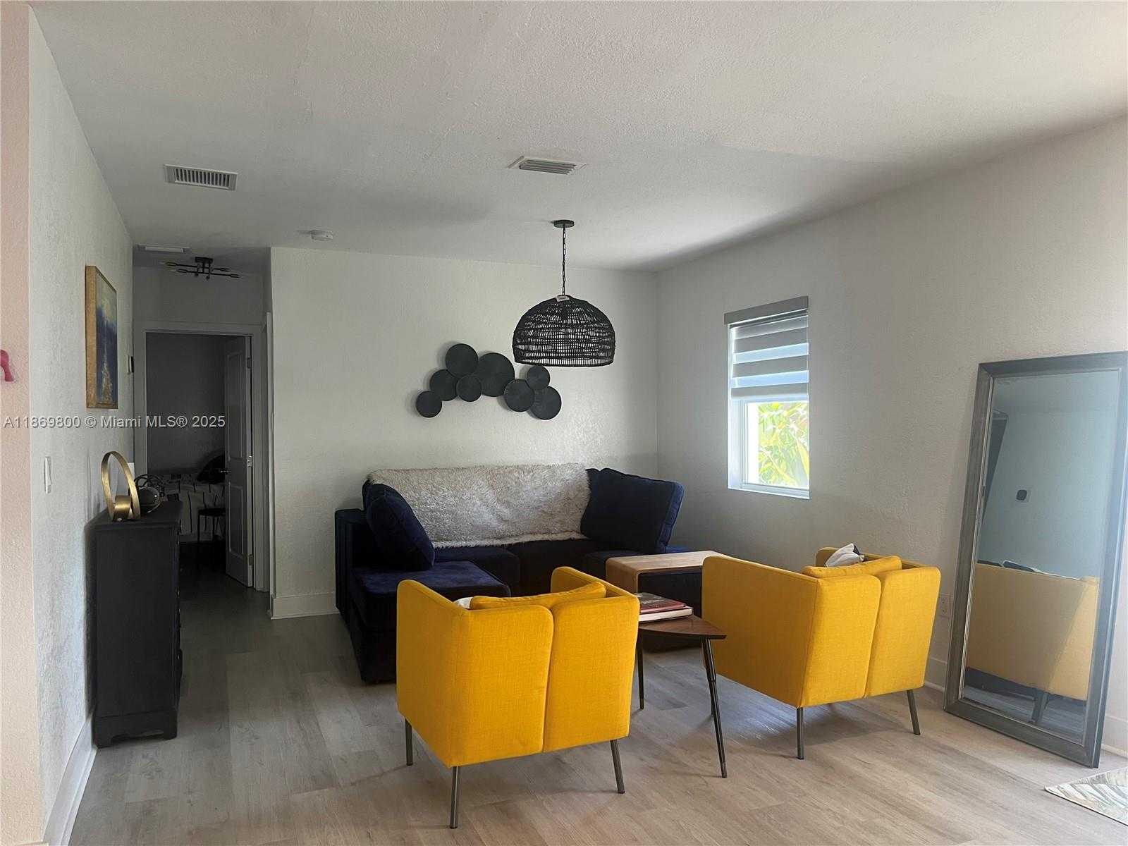 Small Image of 7385 SOUTH WEST 38TH ST #-, Miami Number 6