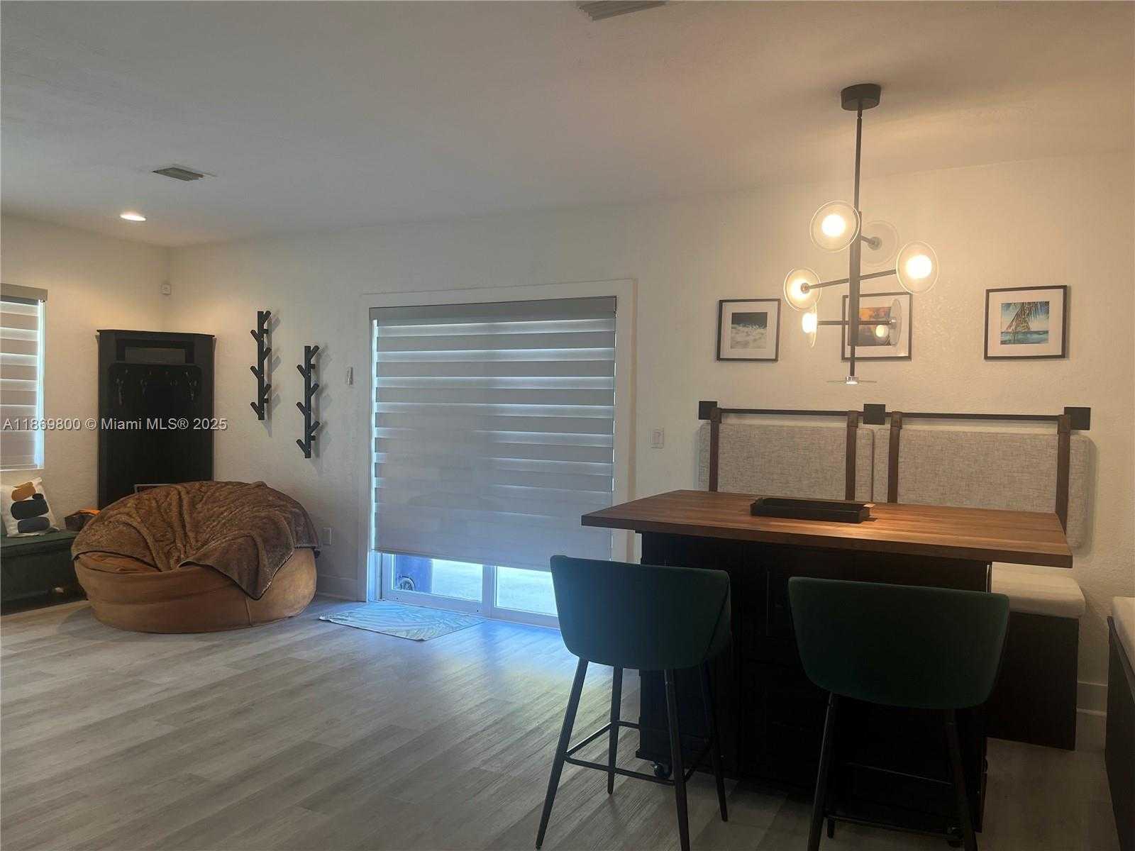 Small Image of 7385 SOUTH WEST 38TH ST #-, Miami Number 8
