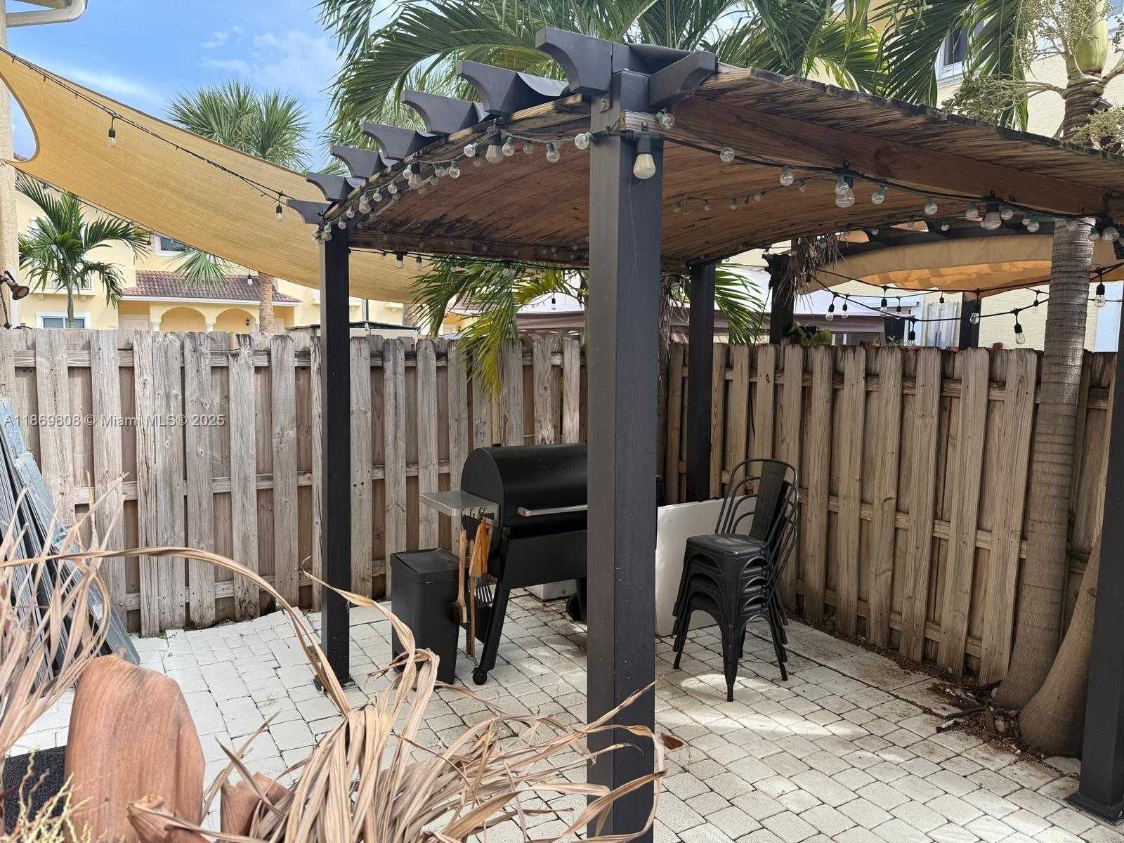 Small Image of 7458 NORTH WEST 179TH TER #7458, Hialeah Number 23