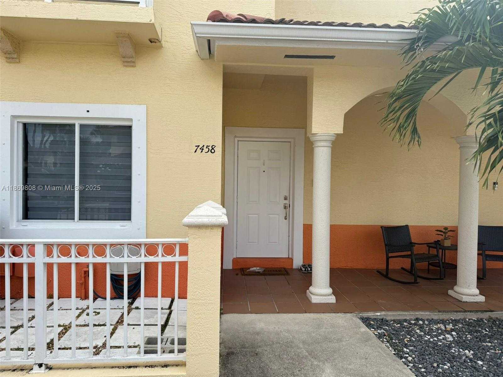 Small Image of 7458 NORTH WEST 179TH TER #7458, Hialeah Number 4