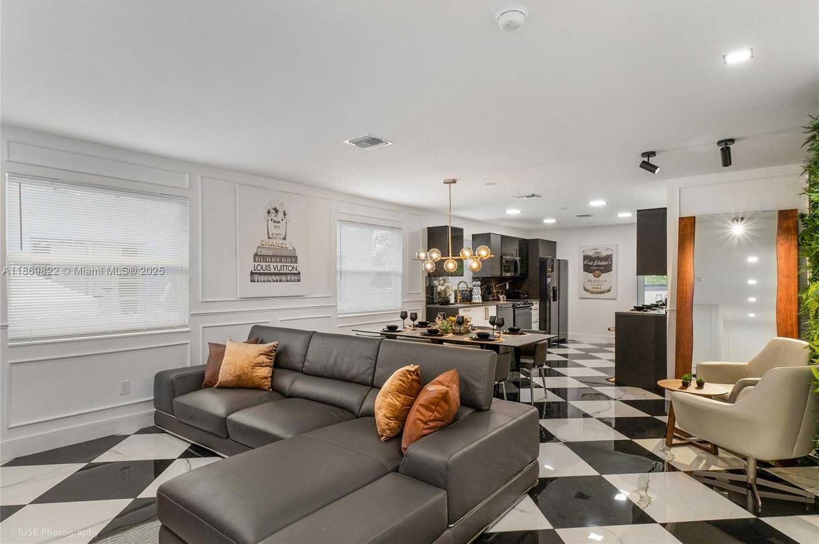 Small Image of 919 NORTH WEST 49 ST, Miami Number 16