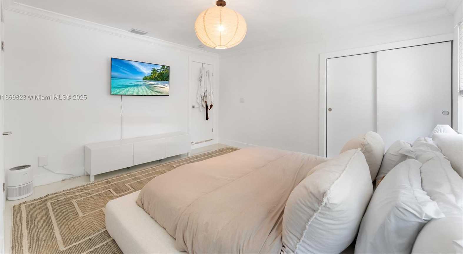 Small Image of 2485 SOUTH WEST 19TH TER, Miami Number 13