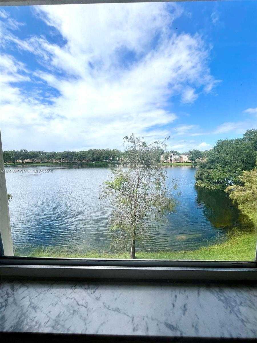 Small Image of 3610 NORTH 56TH AV #230-2, Hollywood Number 16