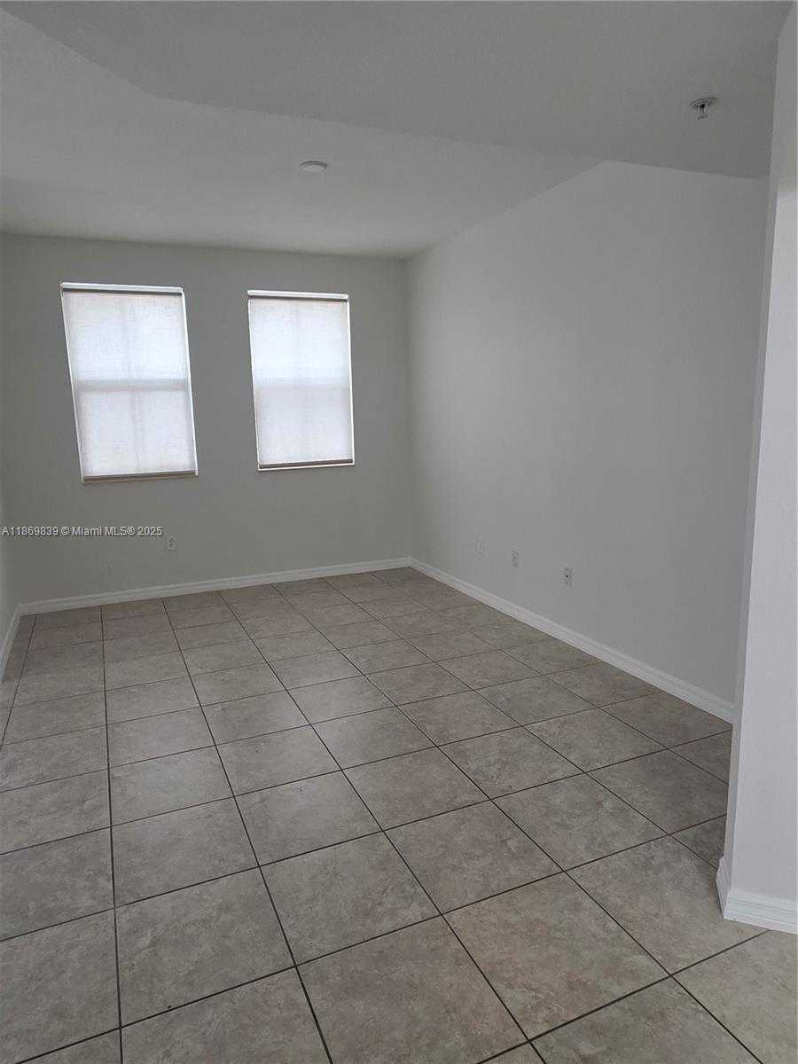 Small Image of 10885 NORTH WEST 89TH TERR #202, Doral Number 12