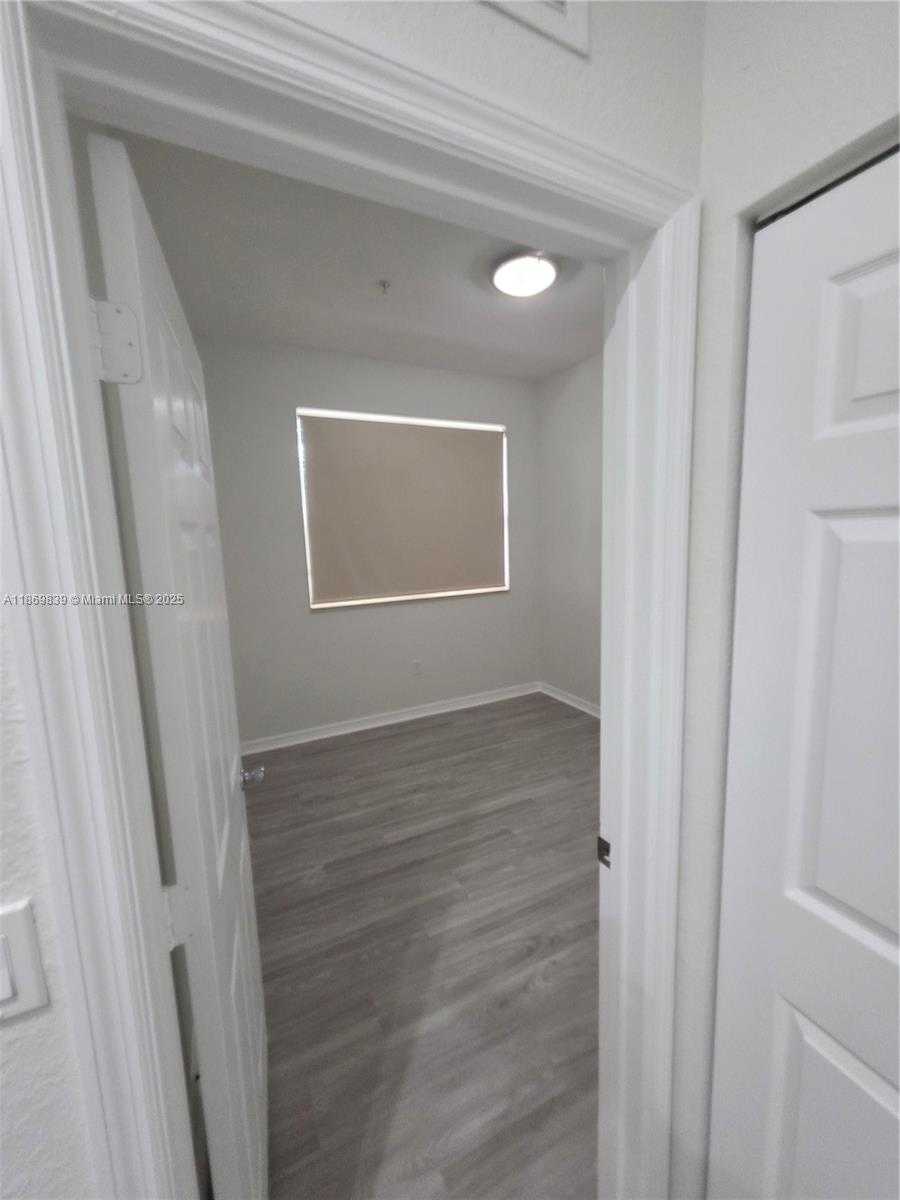 Small Image of 10885 NORTH WEST 89TH TERR #202, Doral Number 21