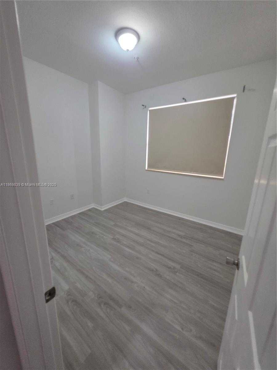 Small Image of 10885 NORTH WEST 89TH TERR #202, Doral Number 23