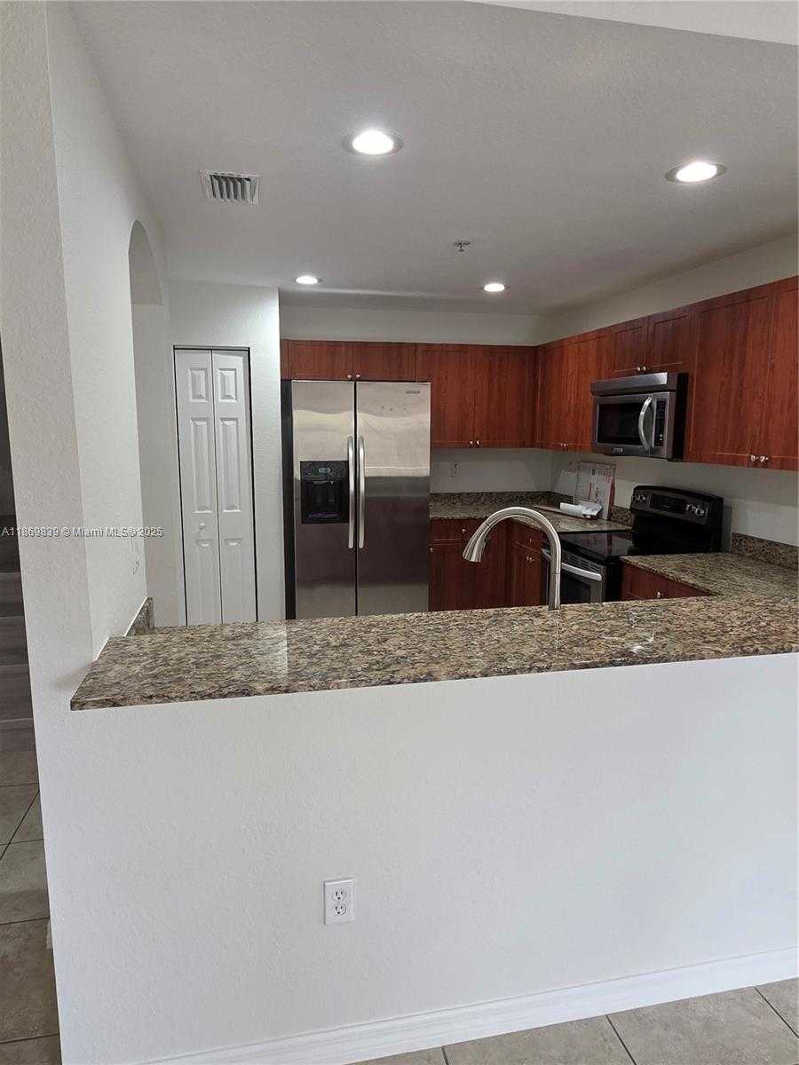 Small Image of 10885 NORTH WEST 89TH TERR #202, Doral Number 9