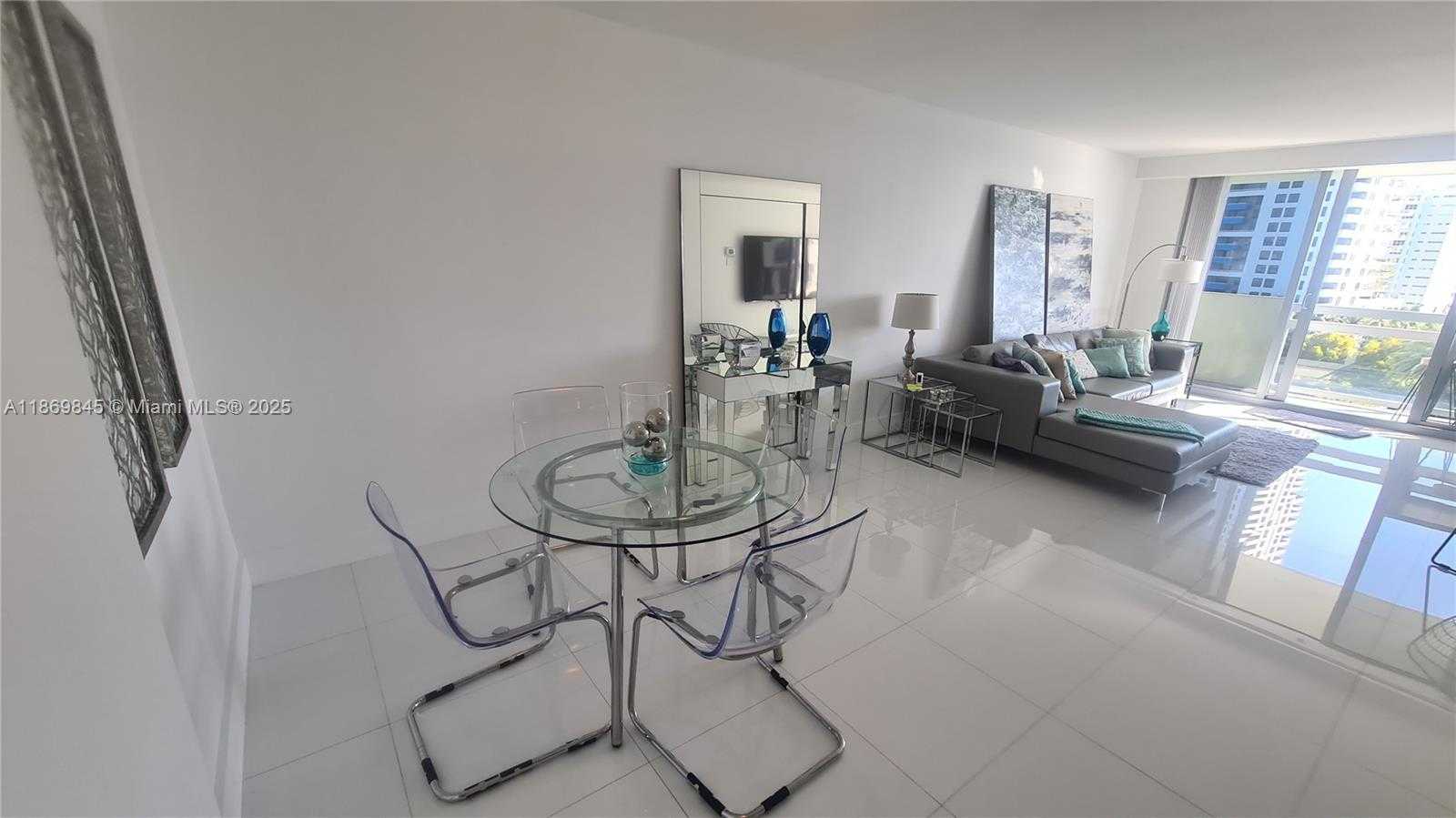 Small Image of Miami Beach Number 9