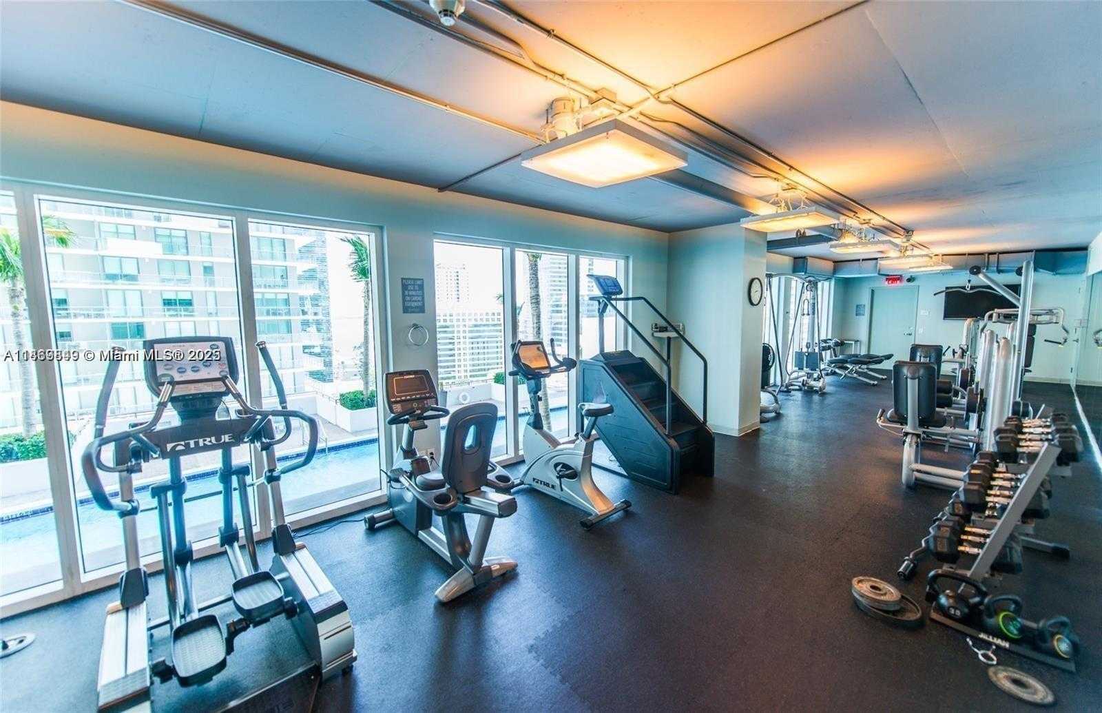 Small Image of 60 SOUTH WEST 13TH ST #3606, Miami Number 17