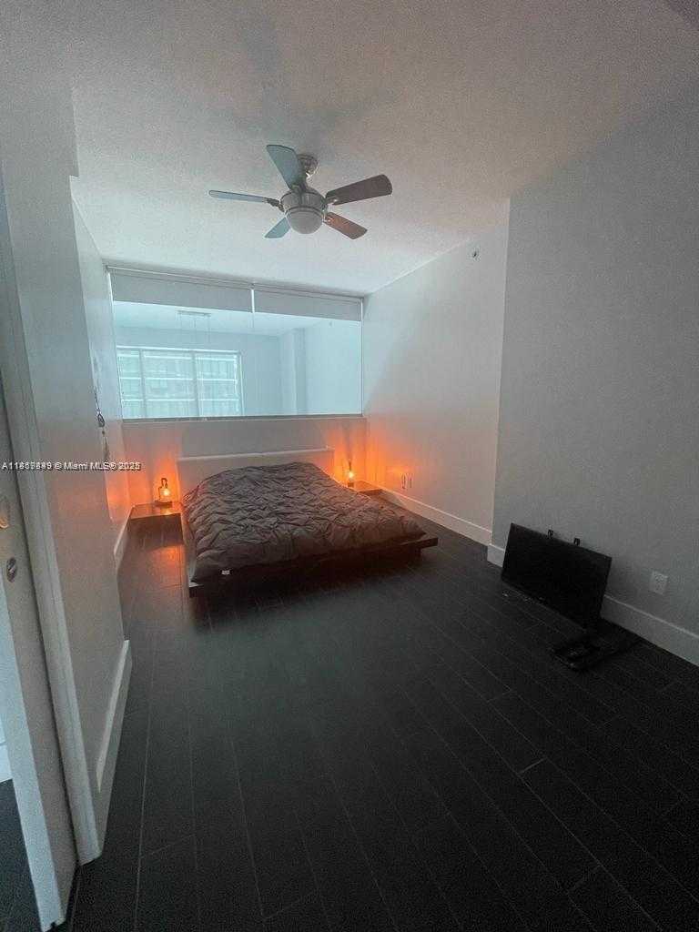 Small Image of 60 SOUTH WEST 13TH ST #3606, Miami Number 9