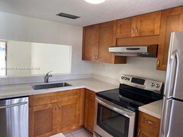 Small Image of 11741 SOUTH WEST 125TH CT, Miami Number 5