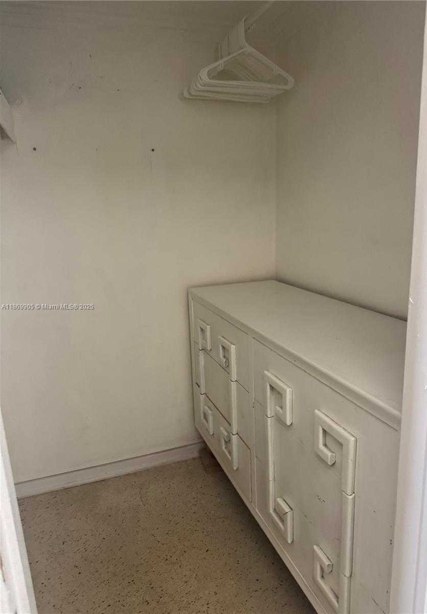 Small Image of 6490 COLLINS AVE #7, Miami Beach Number 5