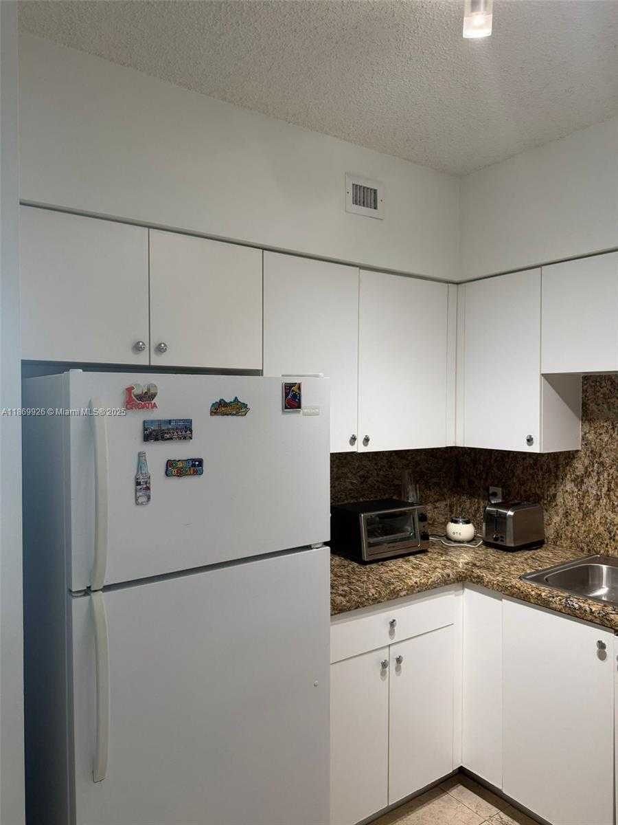 Small Image of 5091 NORTH WEST 7TH ST #201, Miami Number 3